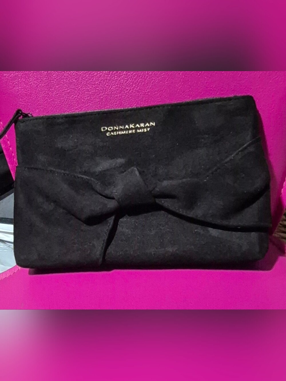 Donna Karan Cashmere Mist Cosmetic Bag Limited Addition 8"×5.5" Aprox.